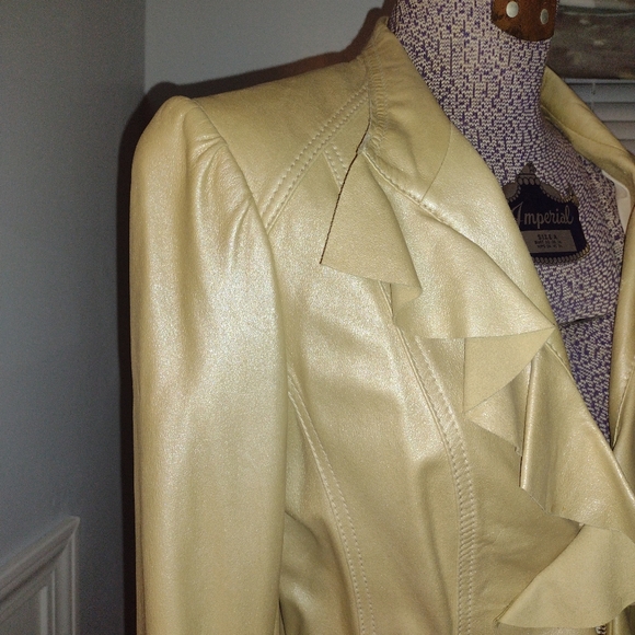 White House Black Market Ruffle leather jacket XS - Picture 2 of 7